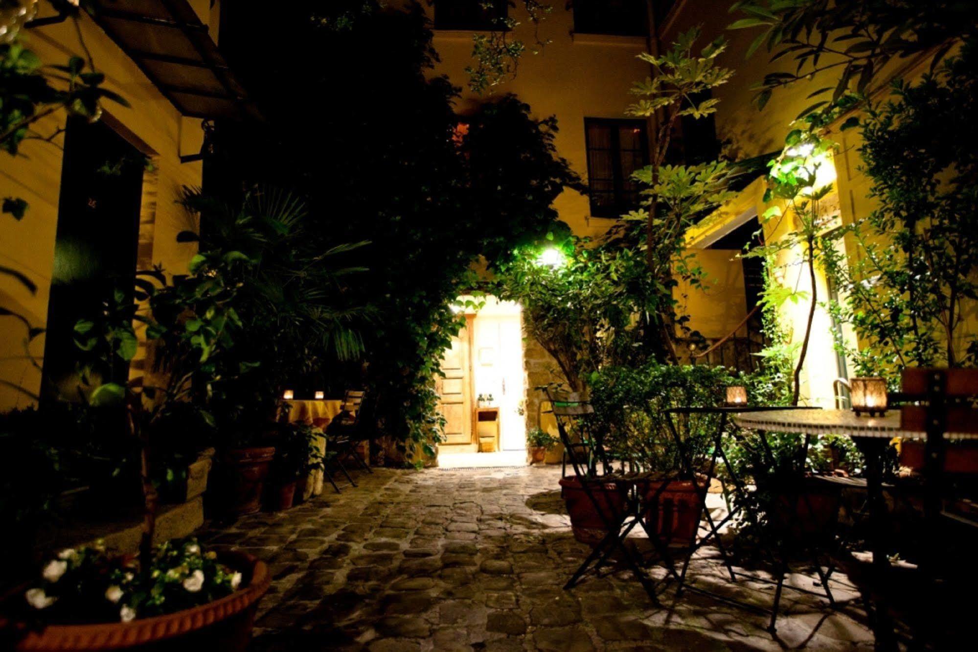 פריז Hotel De La Tulipe מראה חיצוני תמונה