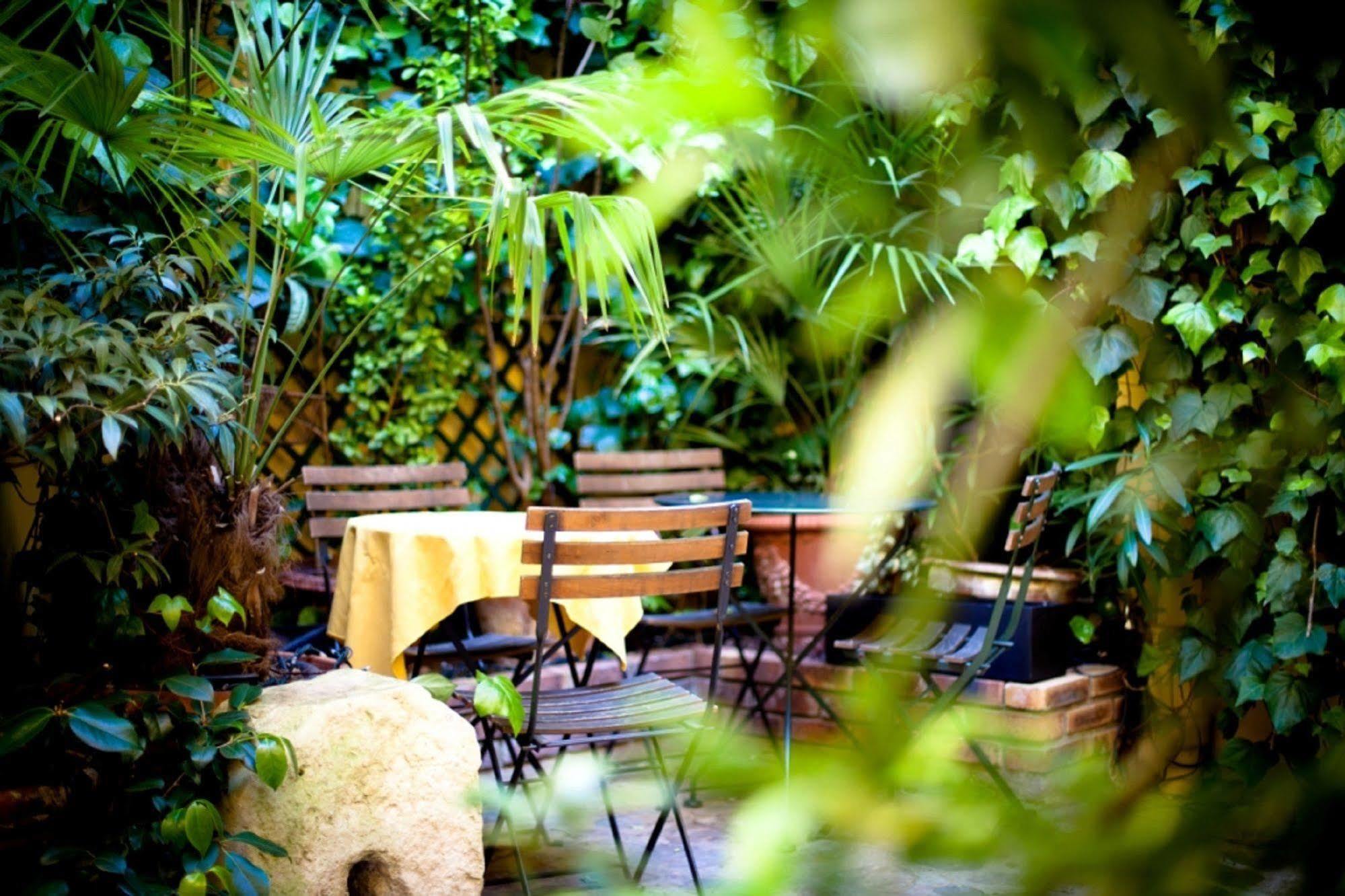 פריז Hotel De La Tulipe מסעדה תמונה